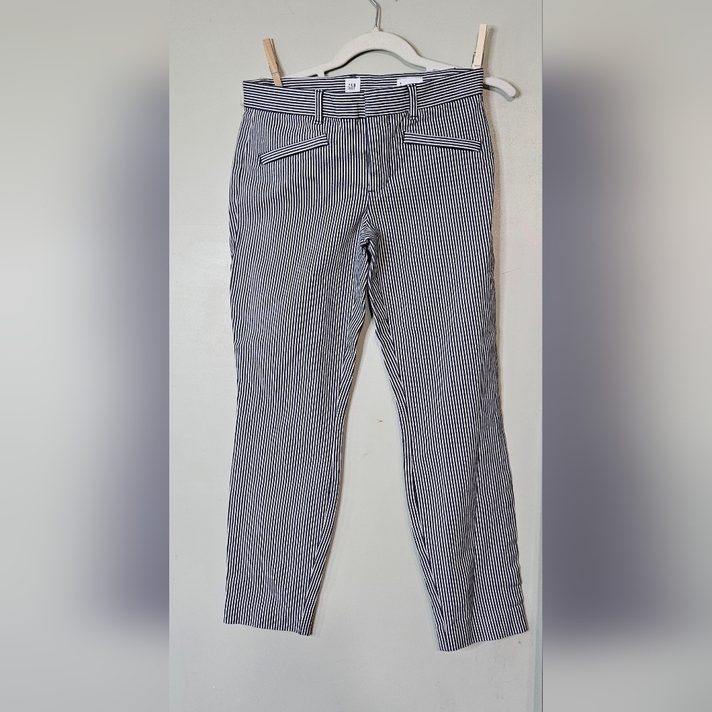 💚Gap‎ Women’s White Stripe Pants Skinny Ankle Size 4🧡💜
